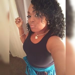 Meet your Posher, Sheena